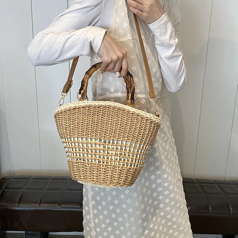 Straw bag female large-capacity vegetable basket 2024 new versatile leisure handheld seaside vacation beach tote bag