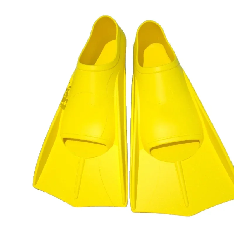 

Summer Season Hot Sale Swimming Fins Full Silicone Snorkeling Diving Flippers Short Swimming Fins