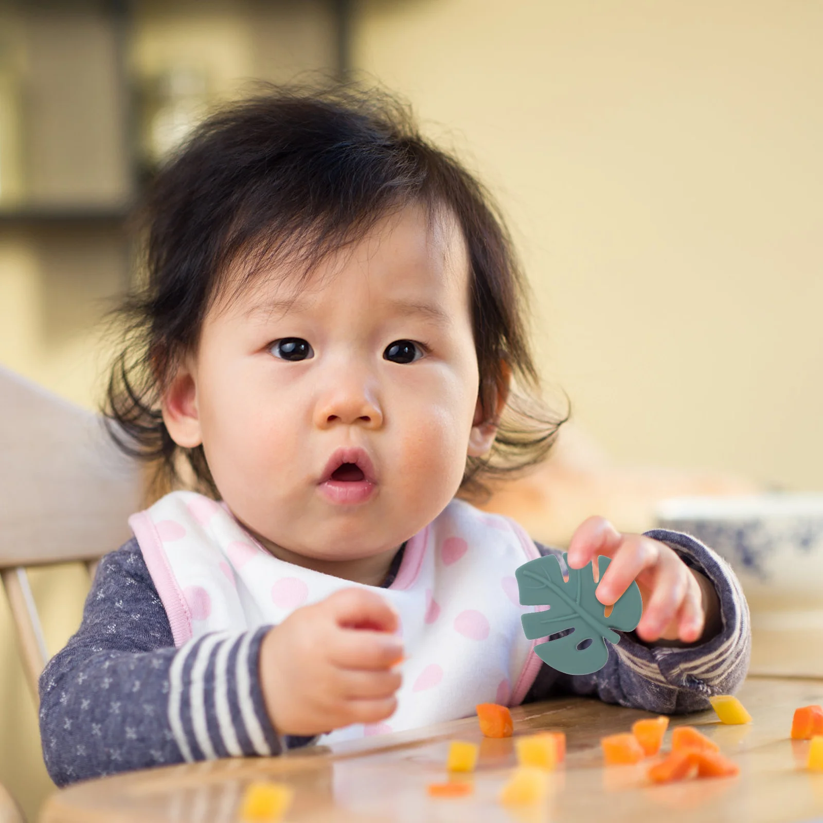 

Силиконовый прорезыватель для младенцев, успокаивающий, развивающий, для развития мелкой моторики, игрушка для жевания