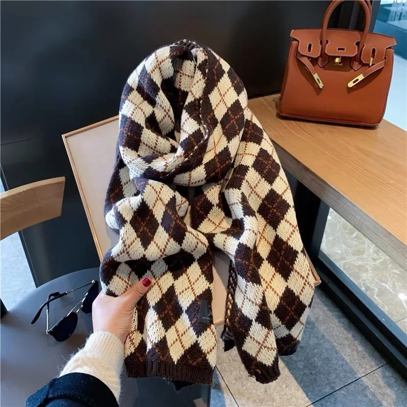 

Winter double sided plaid thick yarn scarf couple scarf suitable for both men and women