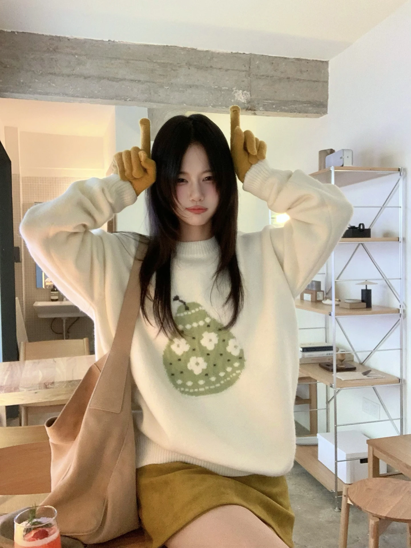 

Girls Sweater Embroidered Soft Lazy Sle Inner Wear Versatile Autumn Winter Season round Ne Long Sve Straight Cut Top