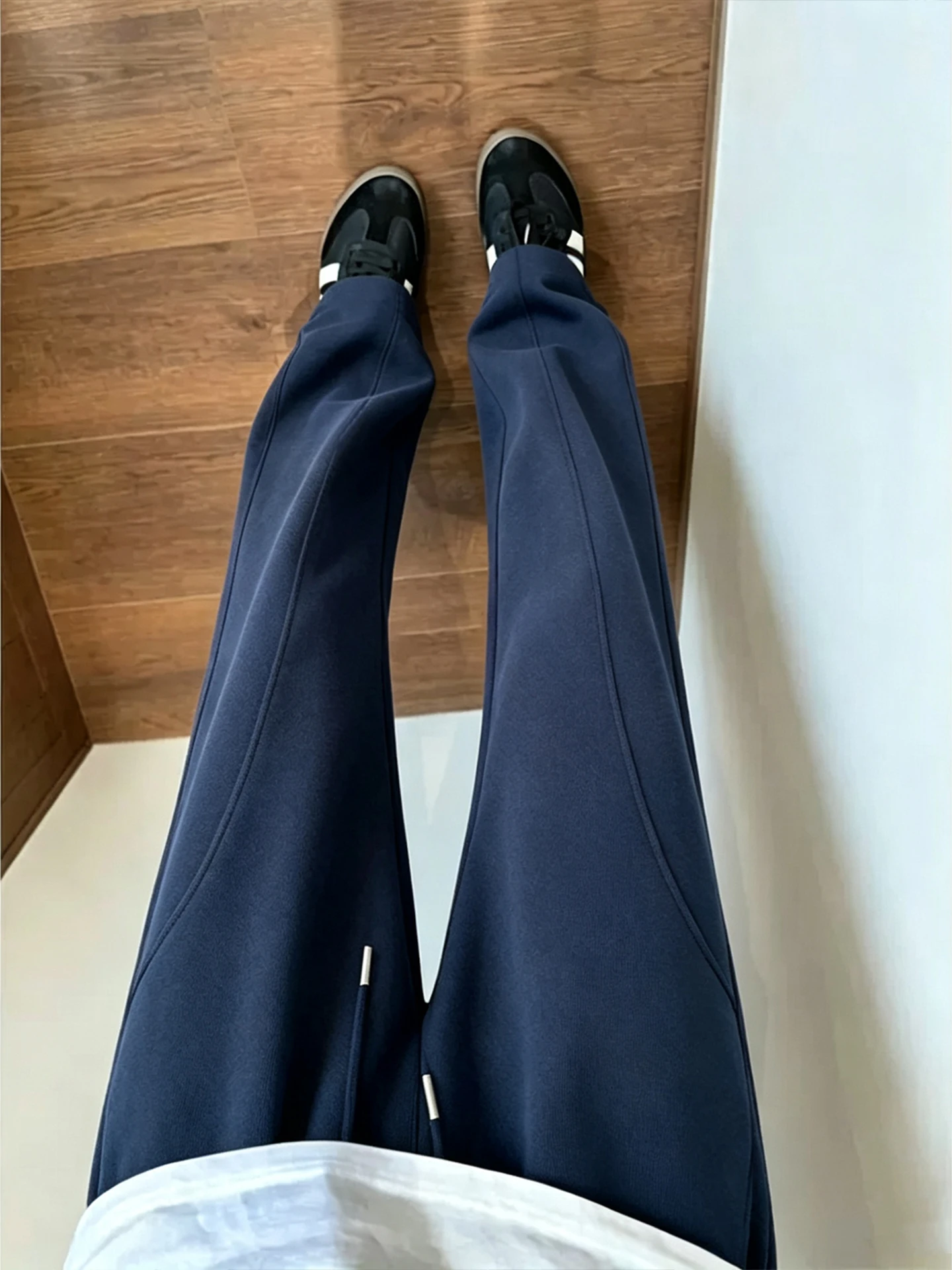 Cleanfit Loose Fit Straight Leg Casual Pants Men's Fitness Sports Trousers Bell Bottoms Knife  Drawstring Elastic Waist