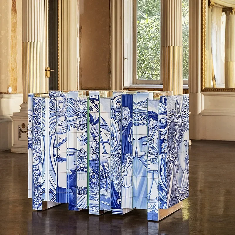Italian light luxury dining side cabinets, creative, home painted lockers, villa solid wood entryway cabinets against the wall
