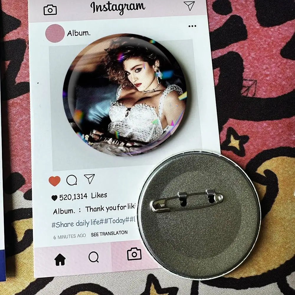 Singer M-Madonnas-S Badge 25 32 44 58 75 mm Round Fans Collect Friends Gifts Brooch