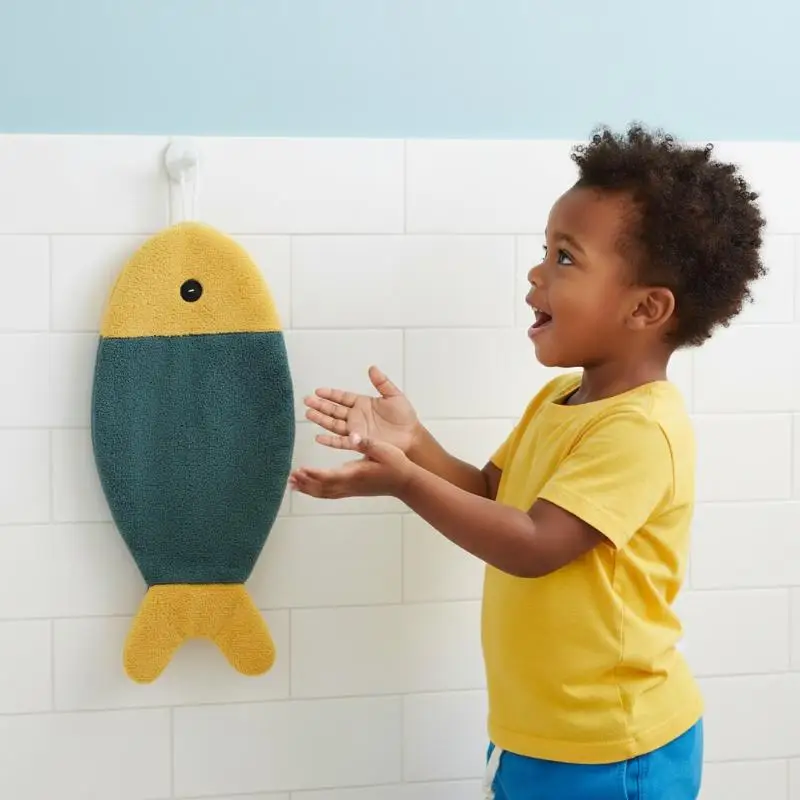 1/3Pcs Soft And Absorbent Coral Fleece Hanging Design Towel Cute Fish-Shaped Hand Towels With Striped Patterns For BathroomHot