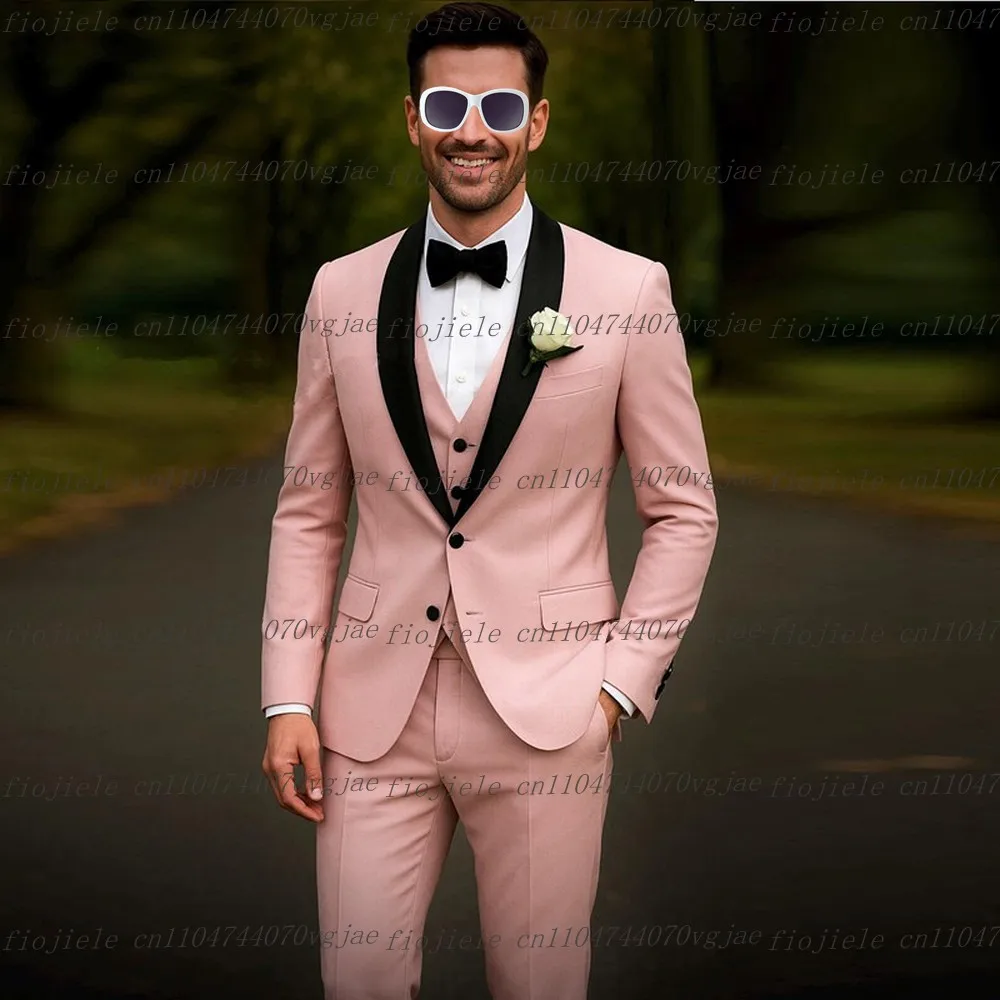 

Новый черный воротник, розовый мужской костюм, официальная свадебная вечеринка, жених, деловые мужские смокинги, индивидуальный комплект из трех предметов, куртка, жилет, брюки