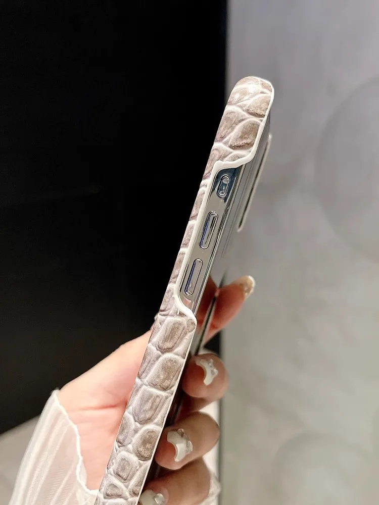 18 Pro Max Krokodilleder-Handyhülle für iPhone 18 Pro 13 14 12 15 16 17 Pro Max Hüllen Farbverlauf Harte PC Stoßfeste Schutzhülle – Detail 5