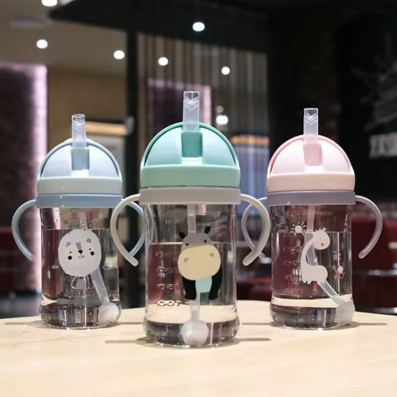 

350ml Kids Drinking Cup Feeding Bottle With Straw Gravity Ball Wide Caliber Bottle