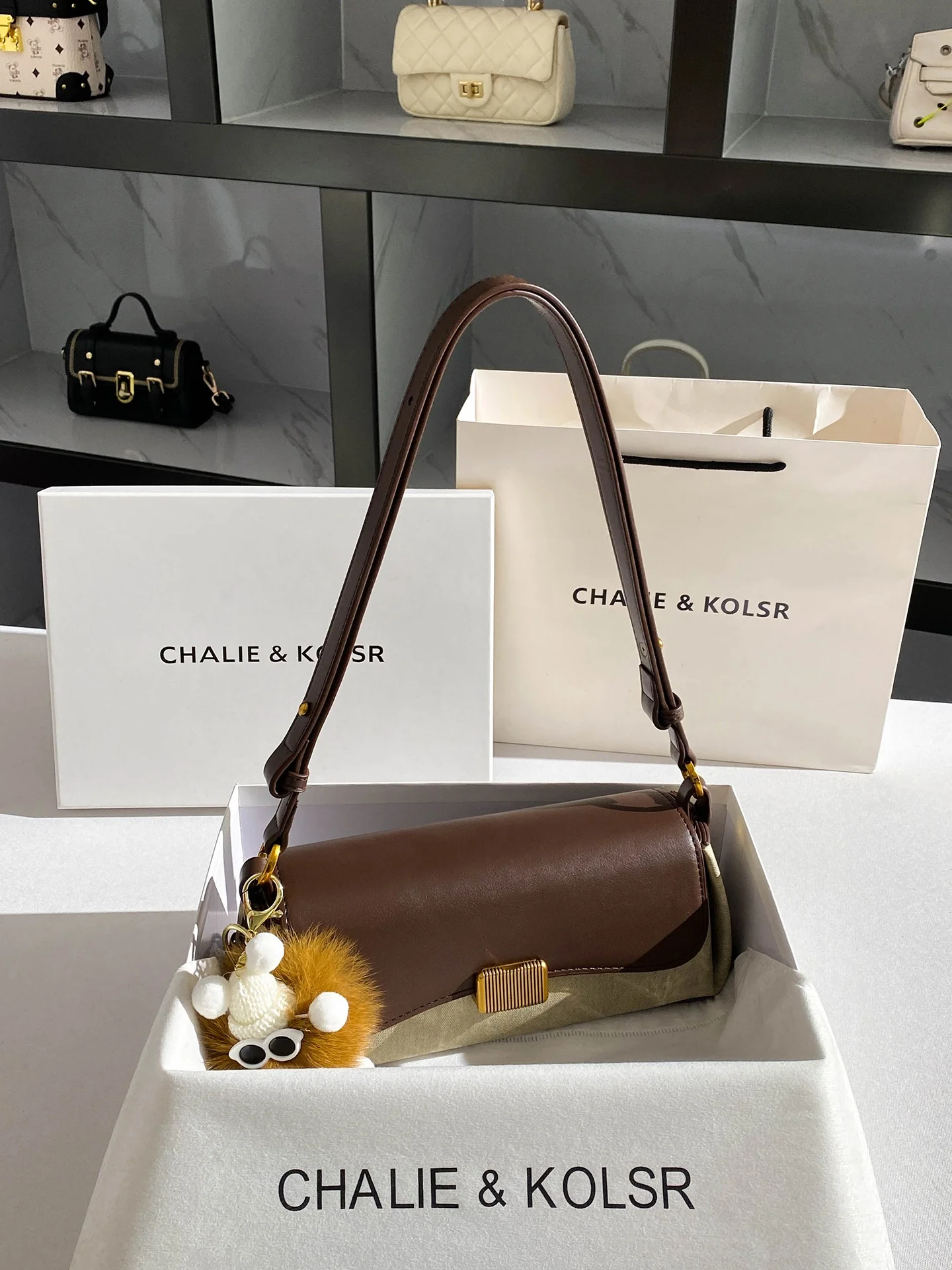 

Chaliekolsr Vintage Contrast Color Handbag Women's Spring New High-End Commuter Underarm Bag Casual Simple Style