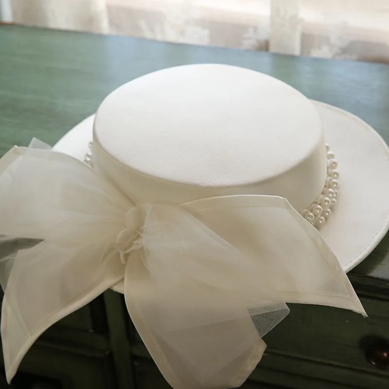 Fashionable white French flat top hat for women, fashionable bridal wedding photography hat