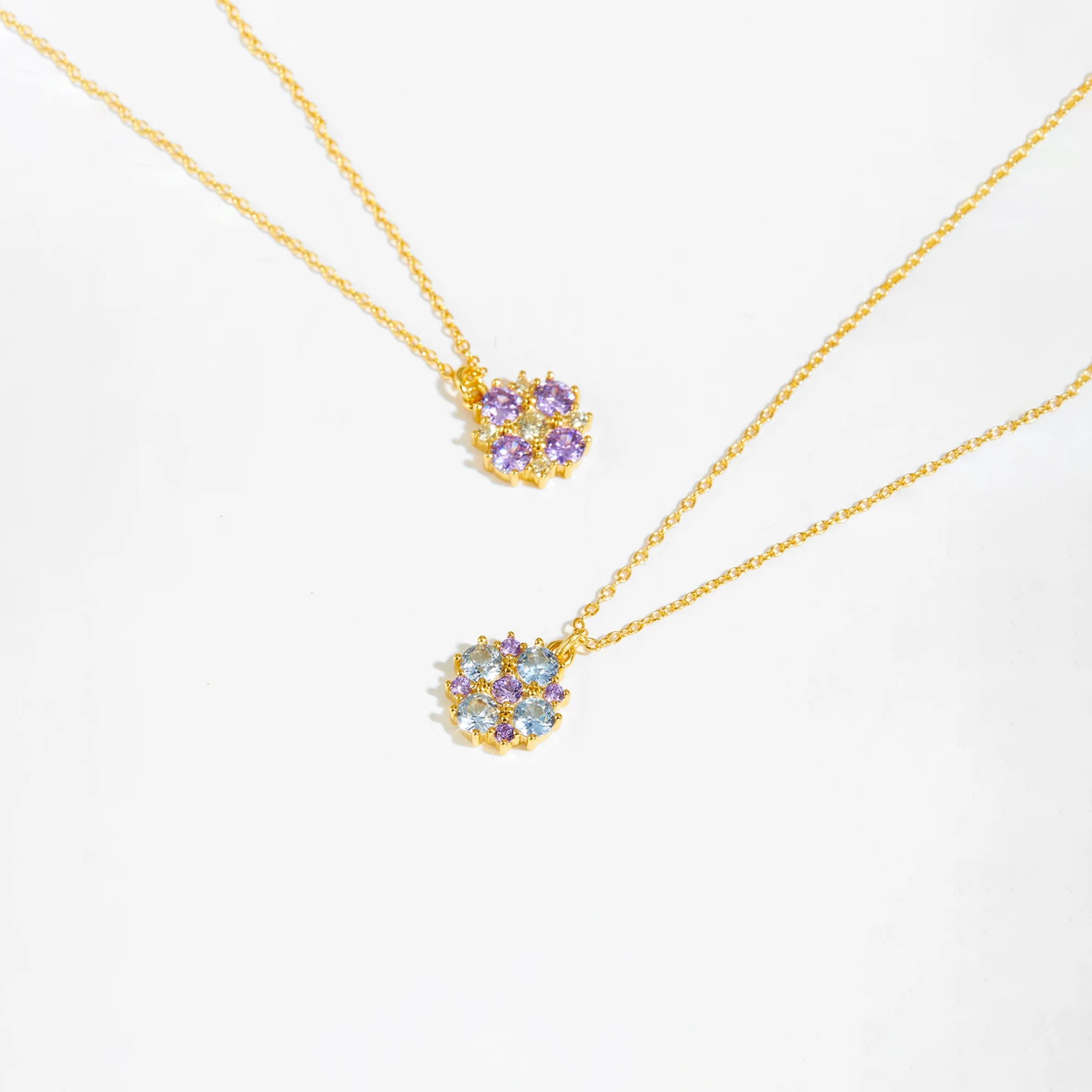 

Женское регулируемое колье-чокер из серебра 925 пробы