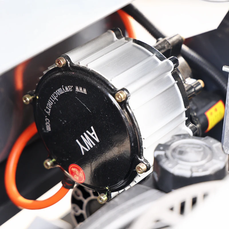 Customized 2025 Innovative Remote-Controlled Crawler Lawn Mower – Factory Direct Autonomous Simple Operation