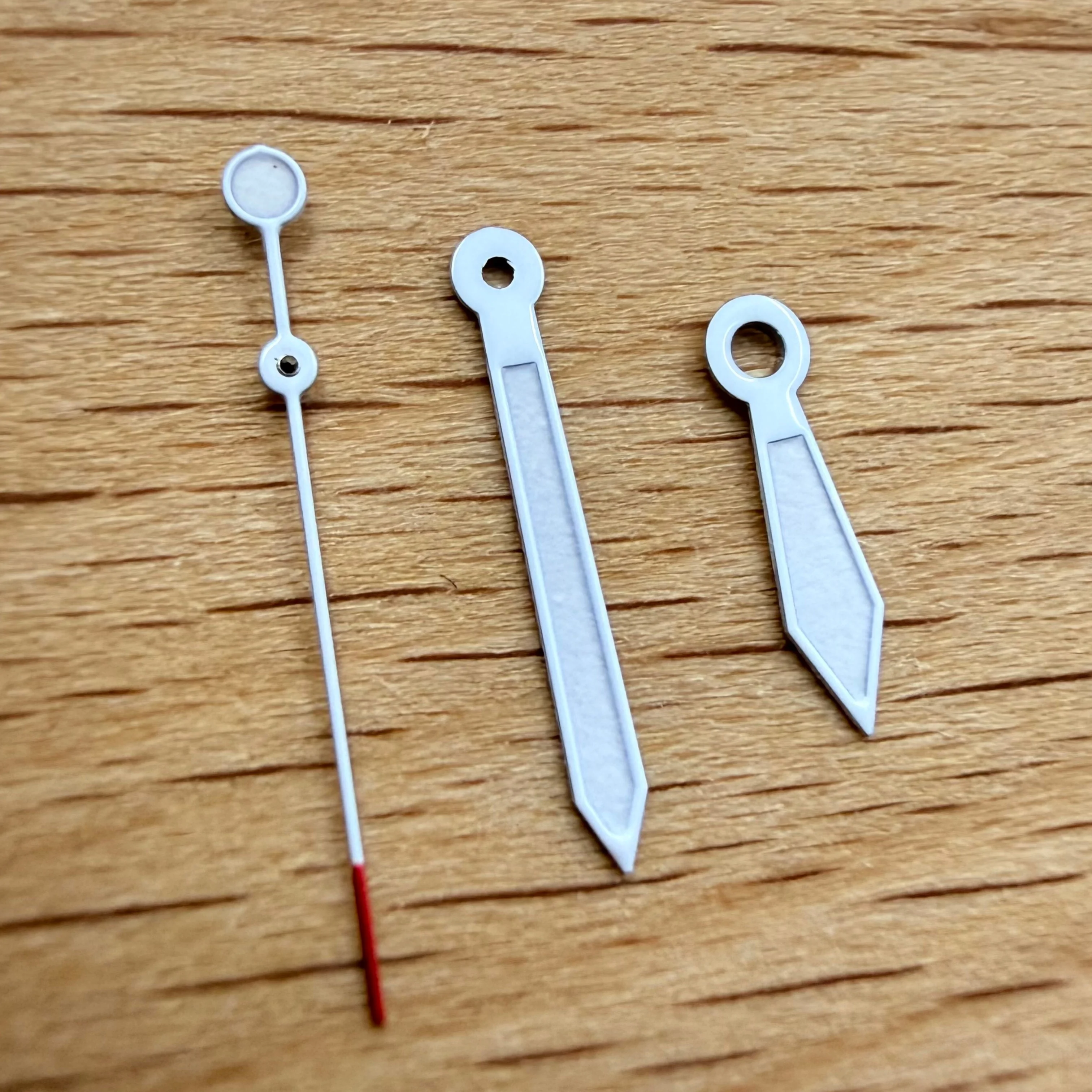 NH35 Watch Hands Set Green Luminous Red Tip Second Hand Fit NH35 NH36 ETA2824 2836 PT5000 Miyota 8205 8215 821A Movement view 3