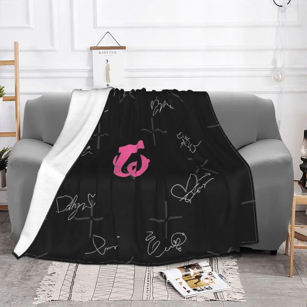 Twice Autographs With Logo (White) Blanket Bedspread On The Bed Anime For Kids