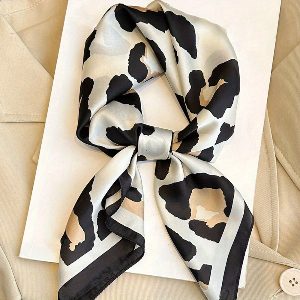1pc 70*70cm Leopard Print Bandana, European And American Fashion Style, New Women Square Scarf, Casual Headband, Neck Scarf