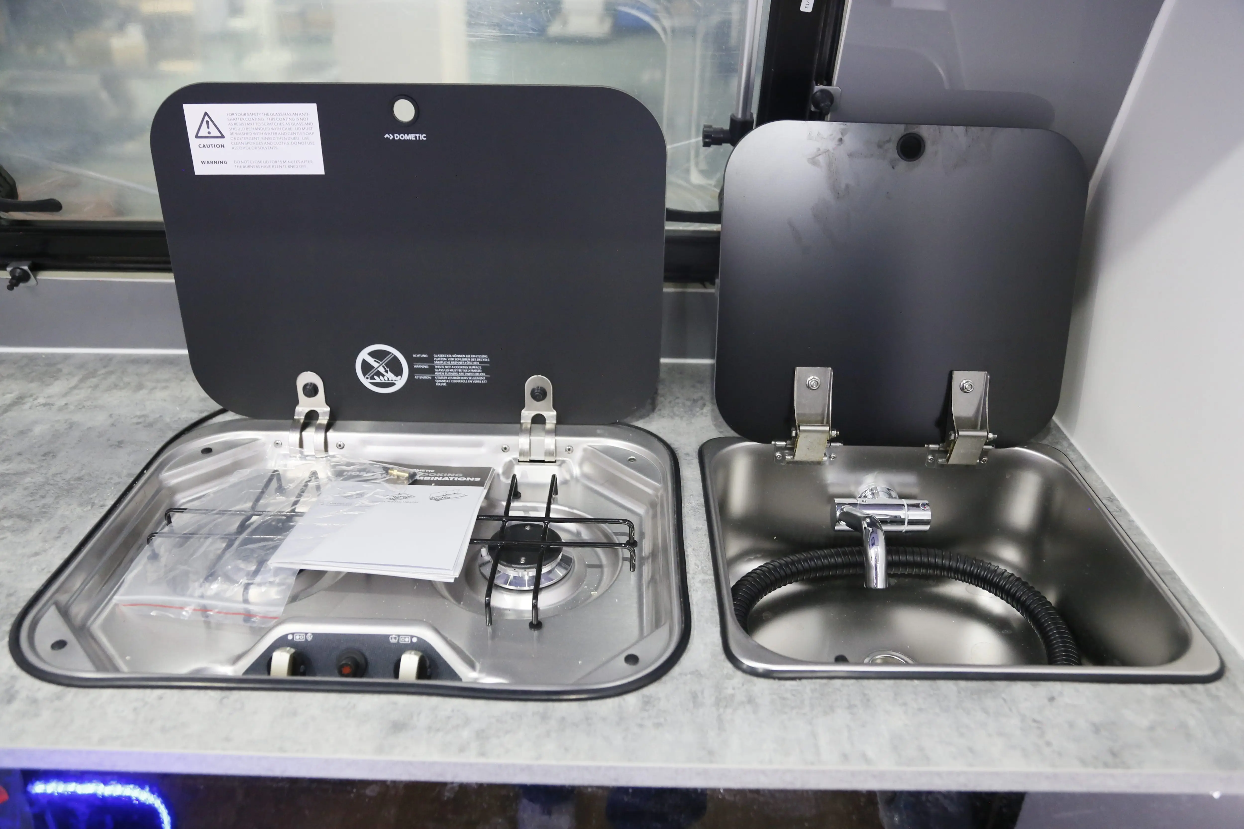 รถพ่วงแคมป์ปิ้งออฟโรดพร้อมห้อง - Outdoor Camping Australia บทวิจารณ์และราคา
