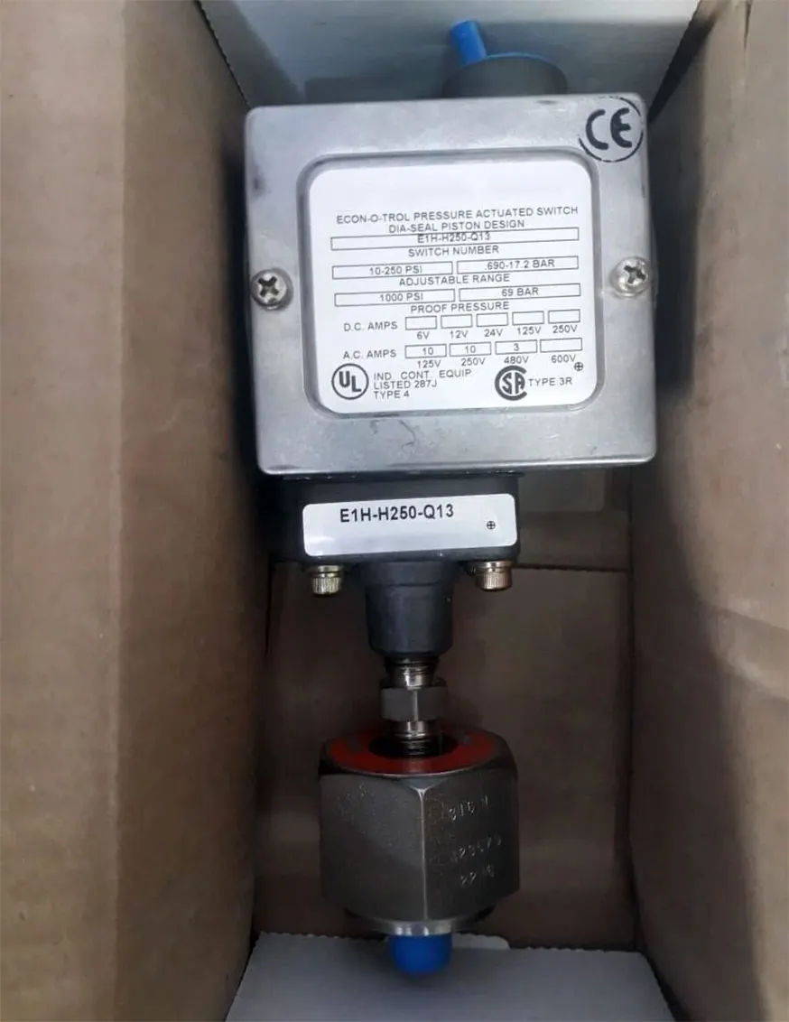 

Brand new Pressure Switch E1H-H90 E1H-H90-Z27 E1H-H-VAC-P6-V E1H-H15-Z27 E1H-H15 E1H-H250 E1H-H500 One-year warranty