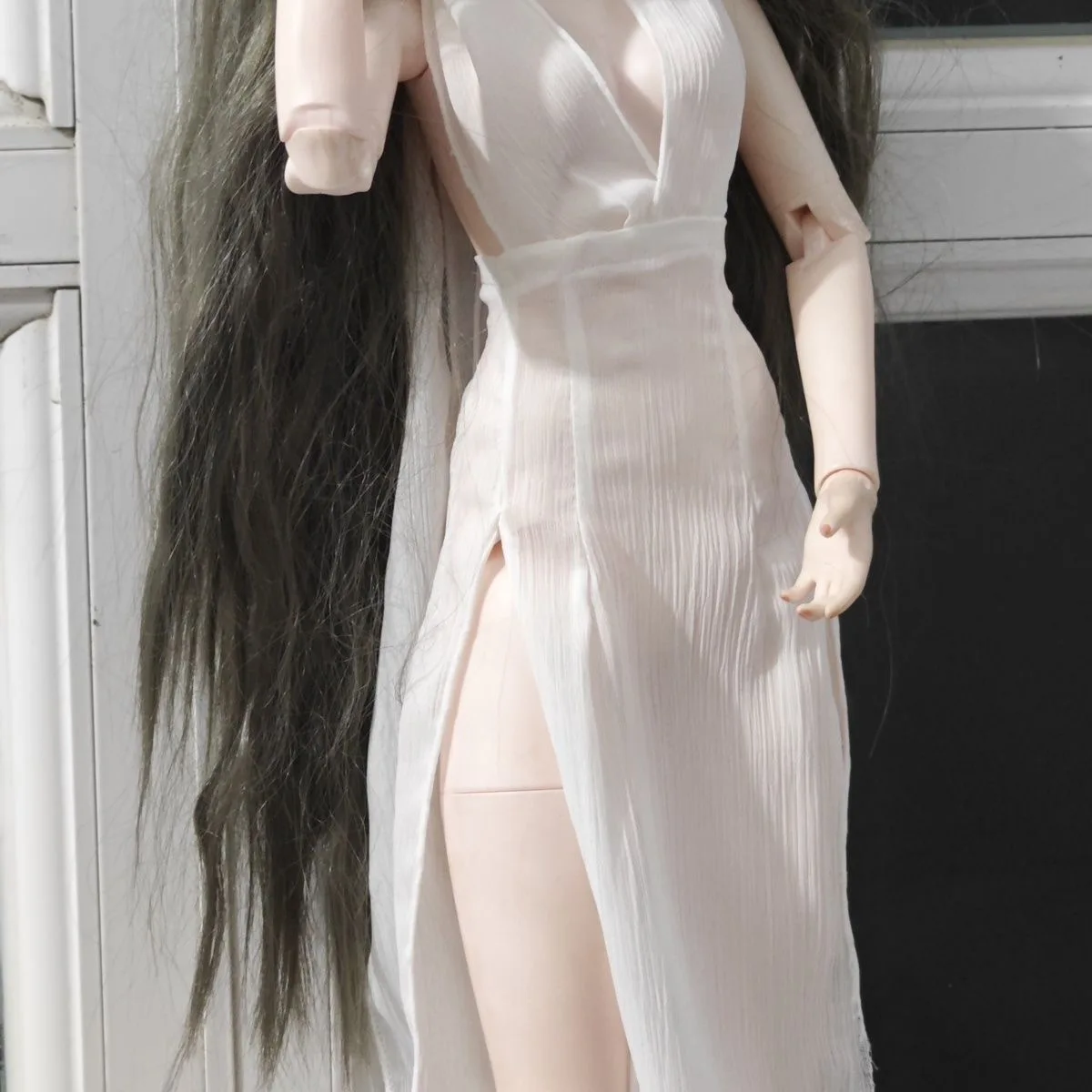 1/3 1/4 BJD Doll Clothes, Simple Atmospheric Fashion V-neck Backless Long Skirt Uncle Dress Free Shipping