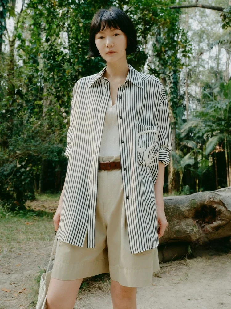

Edition Autumn New Silk Stripe Shirt Casual Loose Fit Women's Long Sleeve Mid-Length Button-Up Casual Style EBD3SHT015