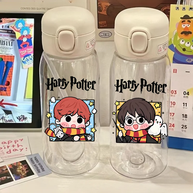 Taza de agua de Harry Potter de 600ML, emblema de Hogwarts para beber al aire libre, botella de agua de gran capacidad para niños, taza de agua portátil, regalos