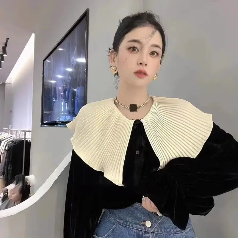 

European Women's Clothing Station New Trendy French Pleated Collar Lotus Leaf Sleeves Velvet Shirt Women in Autumn and Winter