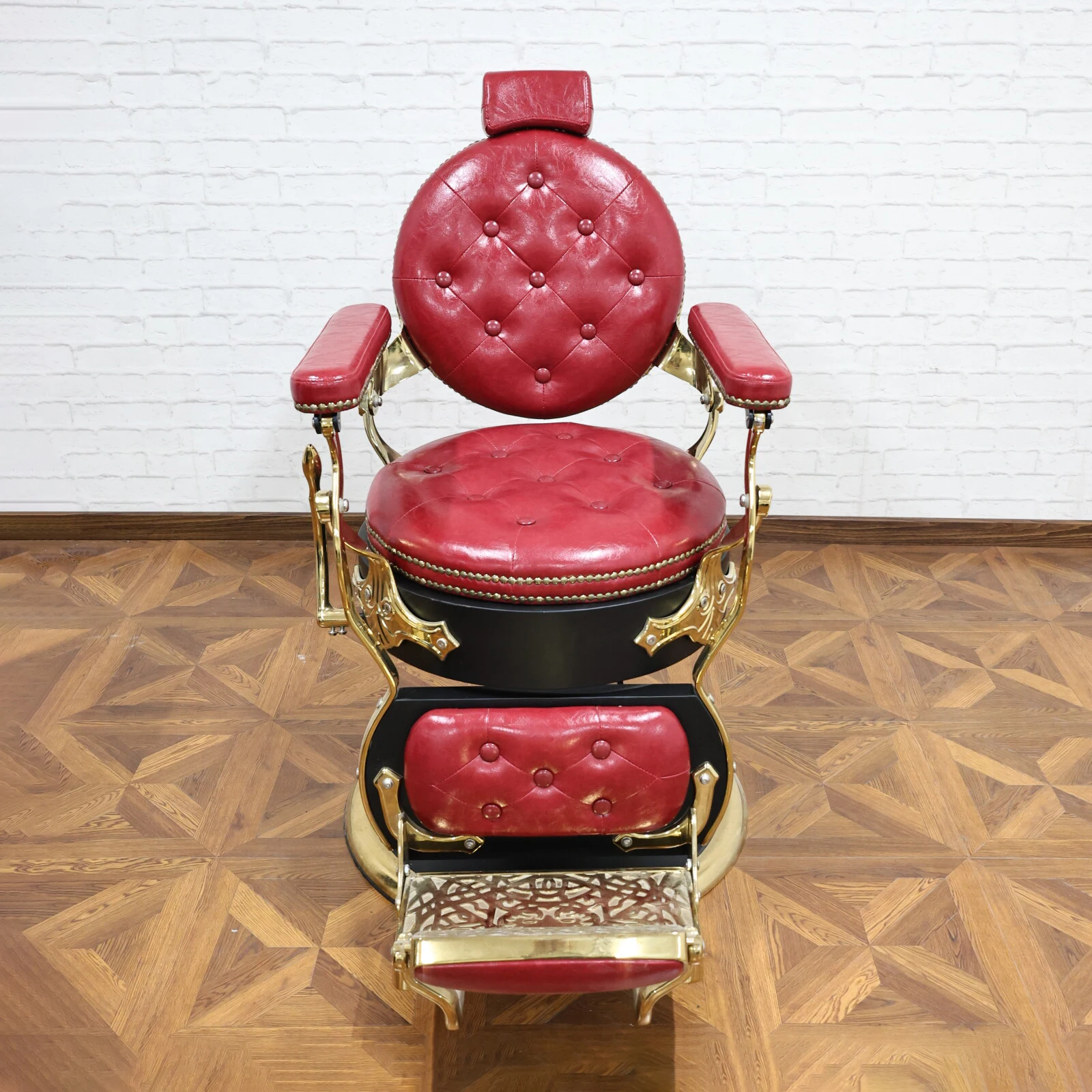 

Barber Shop Barber Chair with Headrest, 360° Rotatable and Lie Diagonally, Hydraulic Lift, Professional Hair Salon Furniture