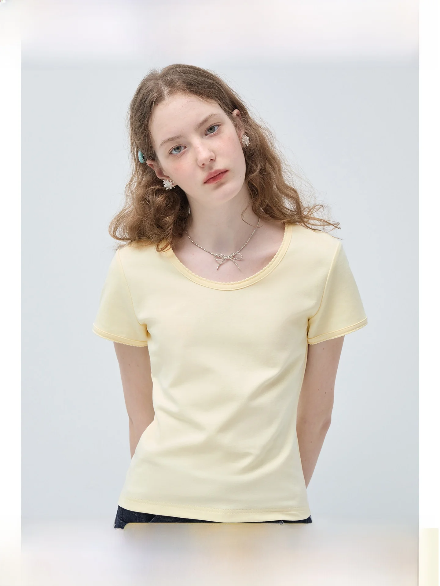 

plus Size Women's round Neck Knitted T-Shirt Slim Fit Short Sleeve Soft Summer Top Korean Style Commute Fashion Breathable Sk...