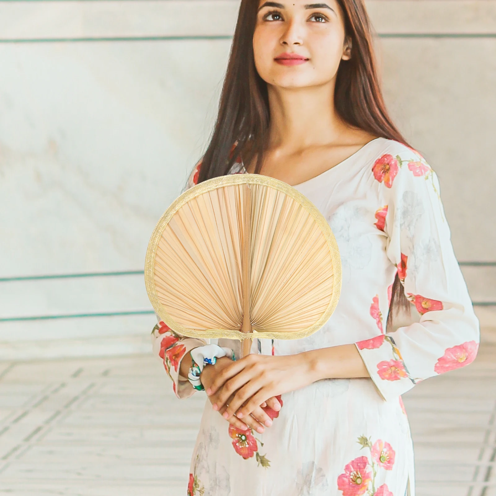 

2Pcs Handwoven Handheld Fans Natural Banana Leaf Summer Cooling Fan Wedding Party Beach Decoration Banana Leaves Weaving Fans