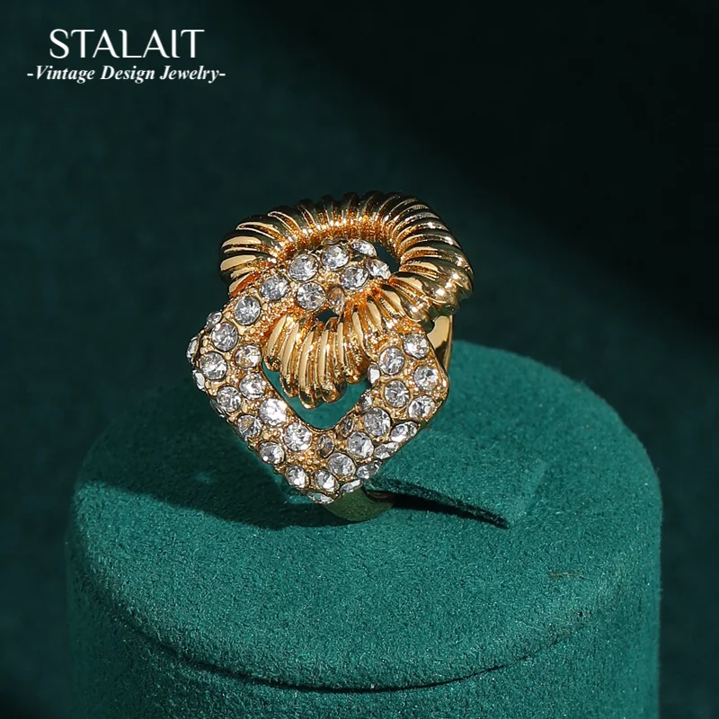 

Vintage Gold Color Square Ring Two-Color Rhinestone Cross 2025 Trend Jewelry Party Luxury Quality Brands Christmas Gift New In