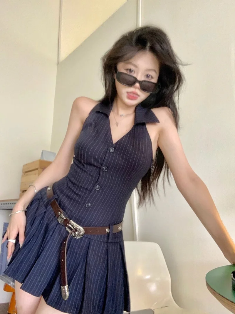 فستان مخطط برقبة على شكل حرف V على الطراز الفرنسي، مزاج حزام الخصر للأطفال، بدون أكمام على شكل حرف A Pl #1