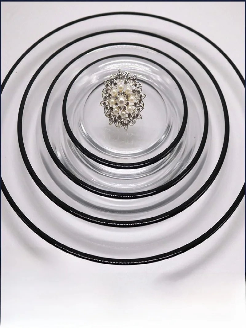 

Gold Rimmed Flat Glass Dinner Plate Western Dining Pad Plate Fruit Dessert Plate round Shape Glass Material for Living Room