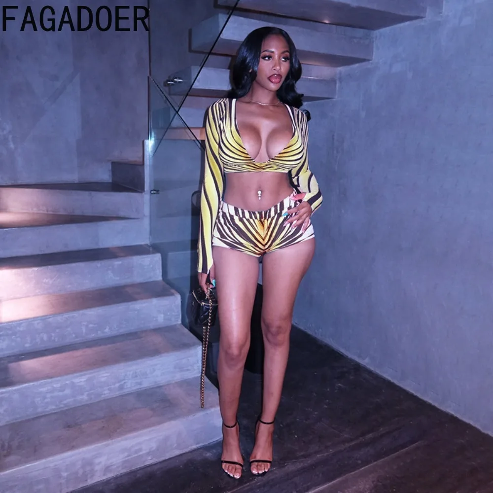 FAGADOER Fashion Stripe Patchwork 2 Pieces Set for Woman Low-cut Long Sleeves Crop Top + Shorts Suit Female Streetwear Clothing
