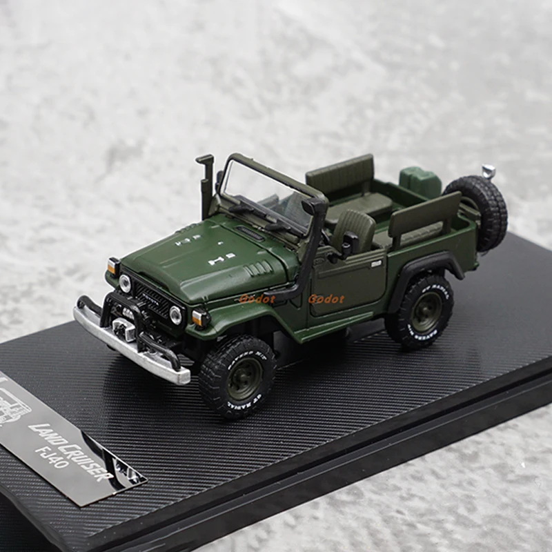 RM 1:64 Scale Diecast Alloy FJ40 Convertible Off-road Vehicle Model Classics Adult Nostalgia Toys Souvenir Gifts Static Display