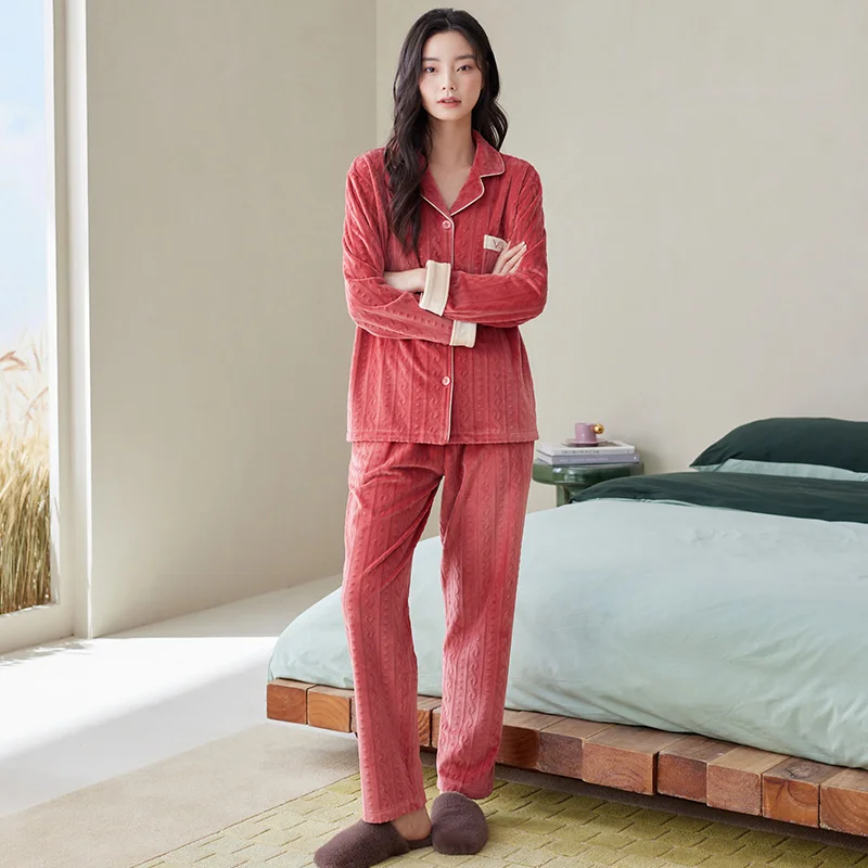 

Thick Island Velvet Women Pajamas Set Autumn Winter Keep Warm Coral Fleece Sleepwear Homewear For Female Peignoir Women Clothes