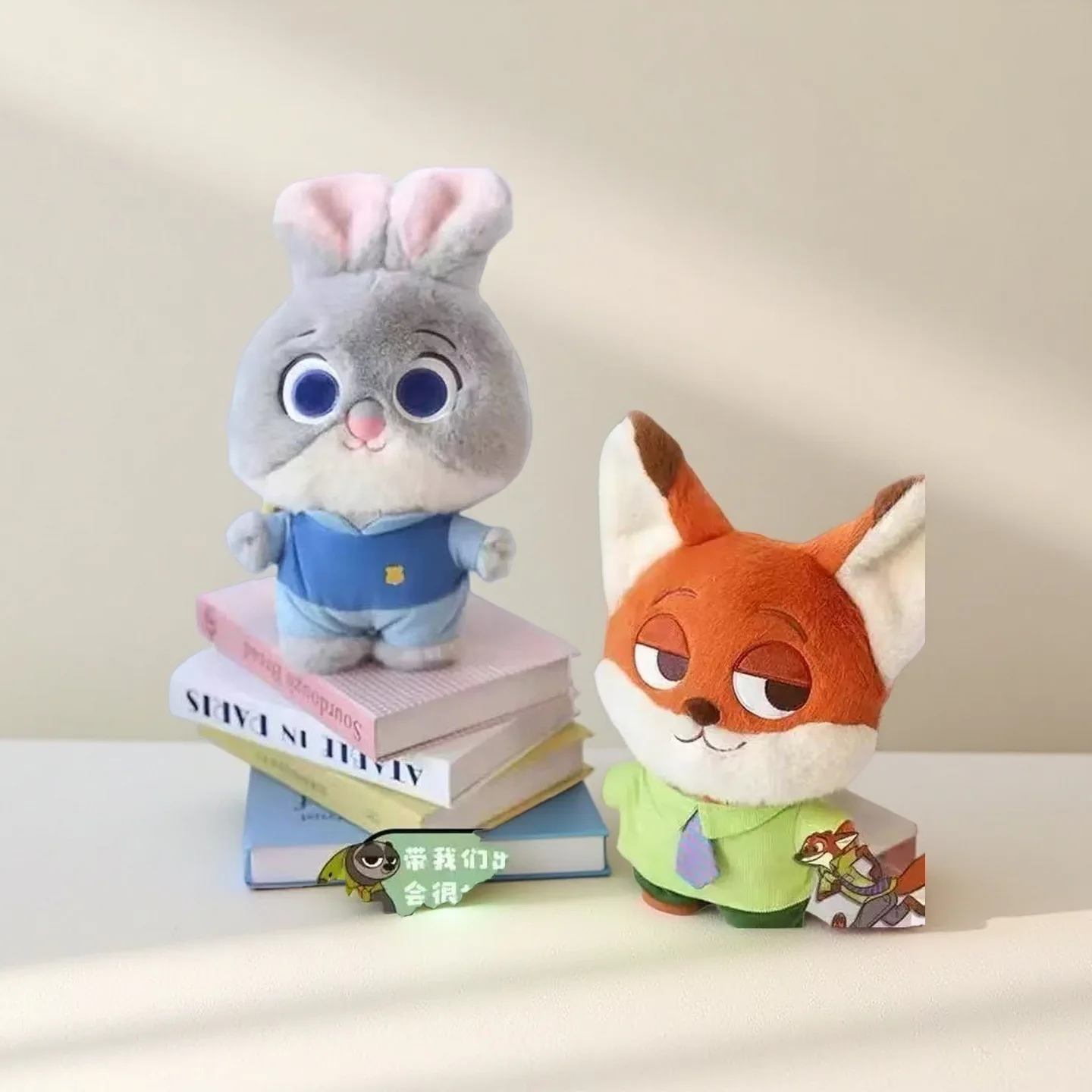 Caliente Kawaii Disney Zootopia 2 mochila de felpa colgante juguete Nick Judy dibujos animados lindo llavero de muñeca regalo de cumpleaños y Navidad para niños
