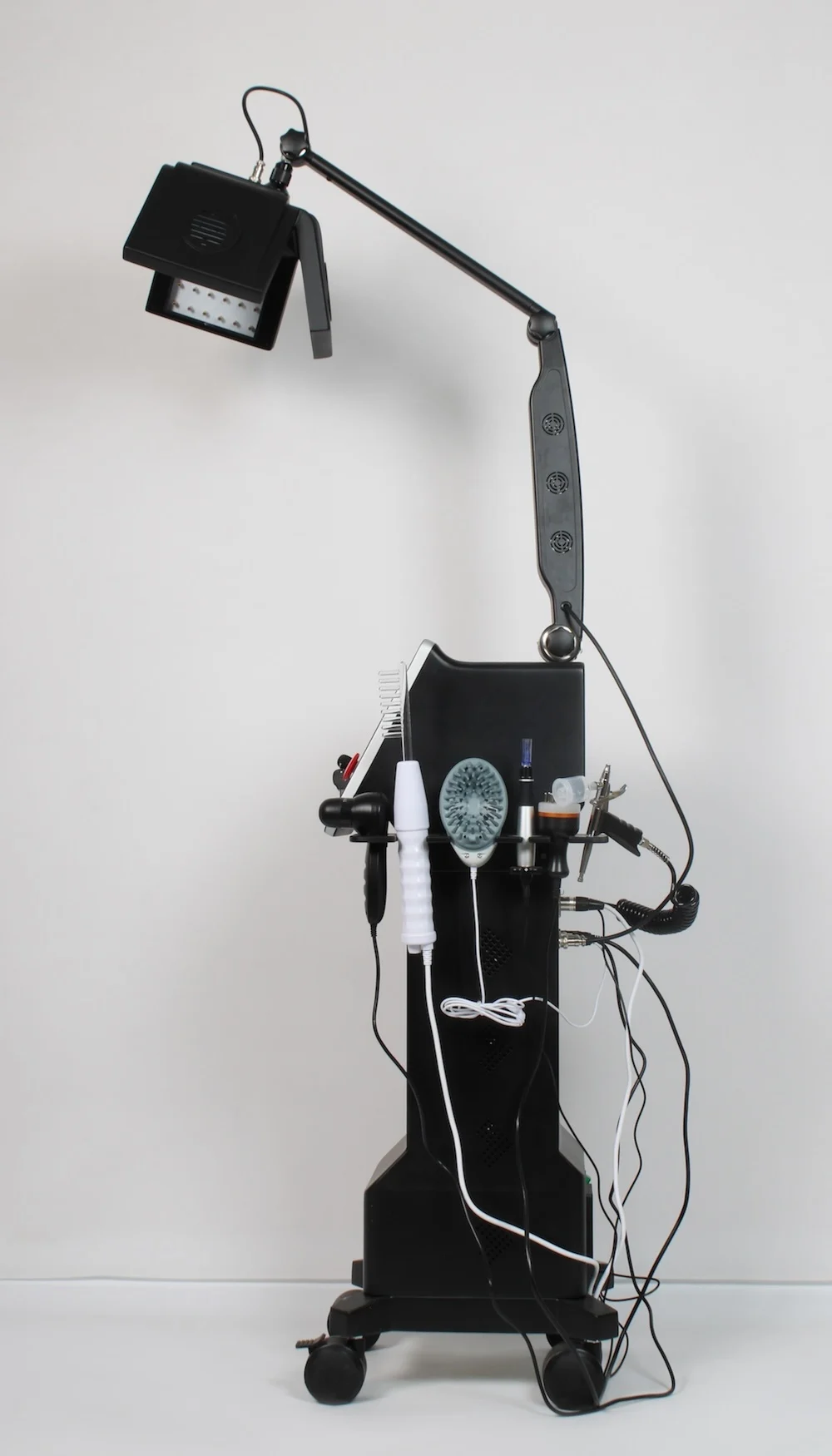 Newest 650nm Diode Laser Machine Scalp Therapy and Hair Restoration Laser Beauty Equipment Against Hair Removal view 5