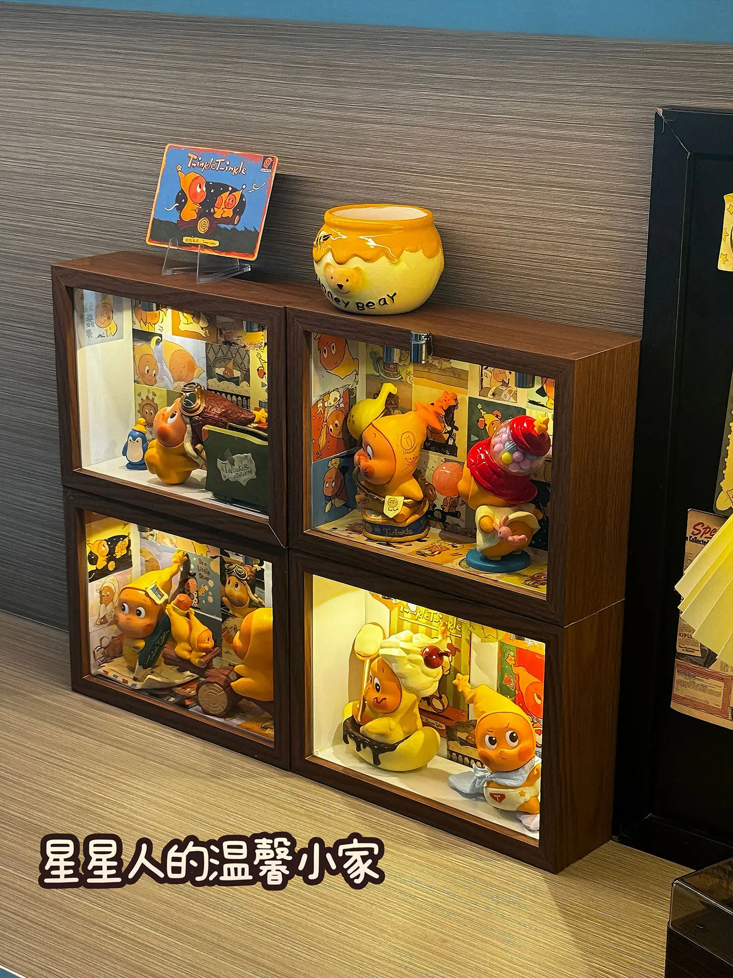 Twinkle Twinkle Labubu Blind Box Display Case Acrylic Storage Organizer DIY Diorama Shadow Box Stand for Figures Collectibles