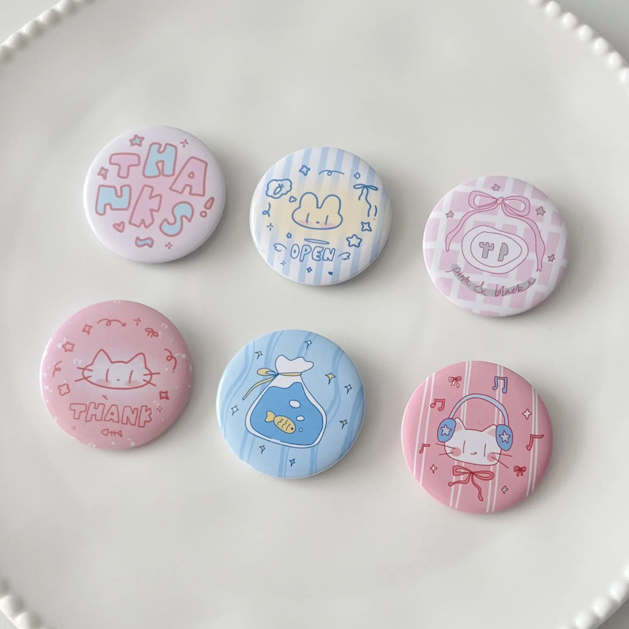 6Pcs/Set Cute Cartoon Mini Button Badge Kawaii Retro Girly Heart Backpack Pencil Bag DIY Decorative Brooch Pin Accessories Gifts