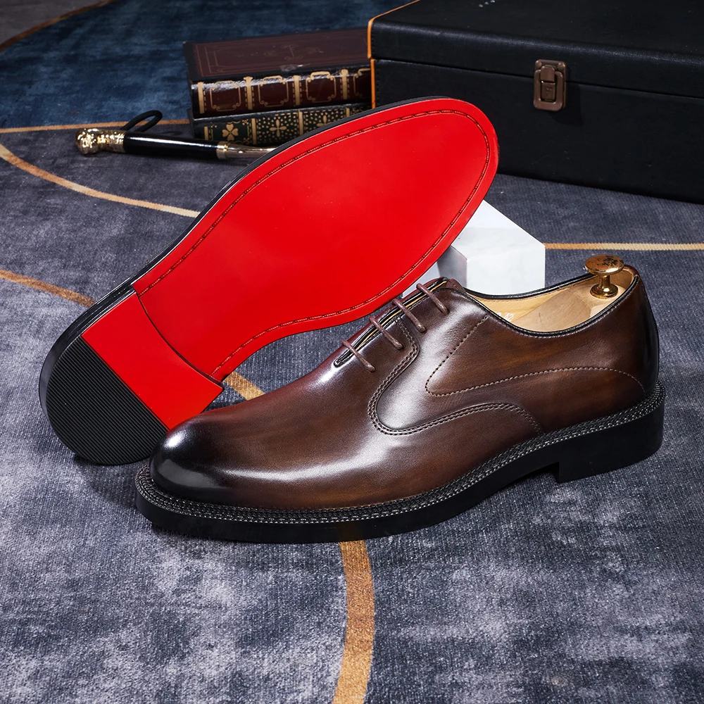 أحذية ديربي للرجال أحذية رسمية رجالية قابلة للتنفس أحذية زفاف مكتبية جلدية عالية الجودة بأربطة أحذية عمل ملونة مصنوعة يدويًا