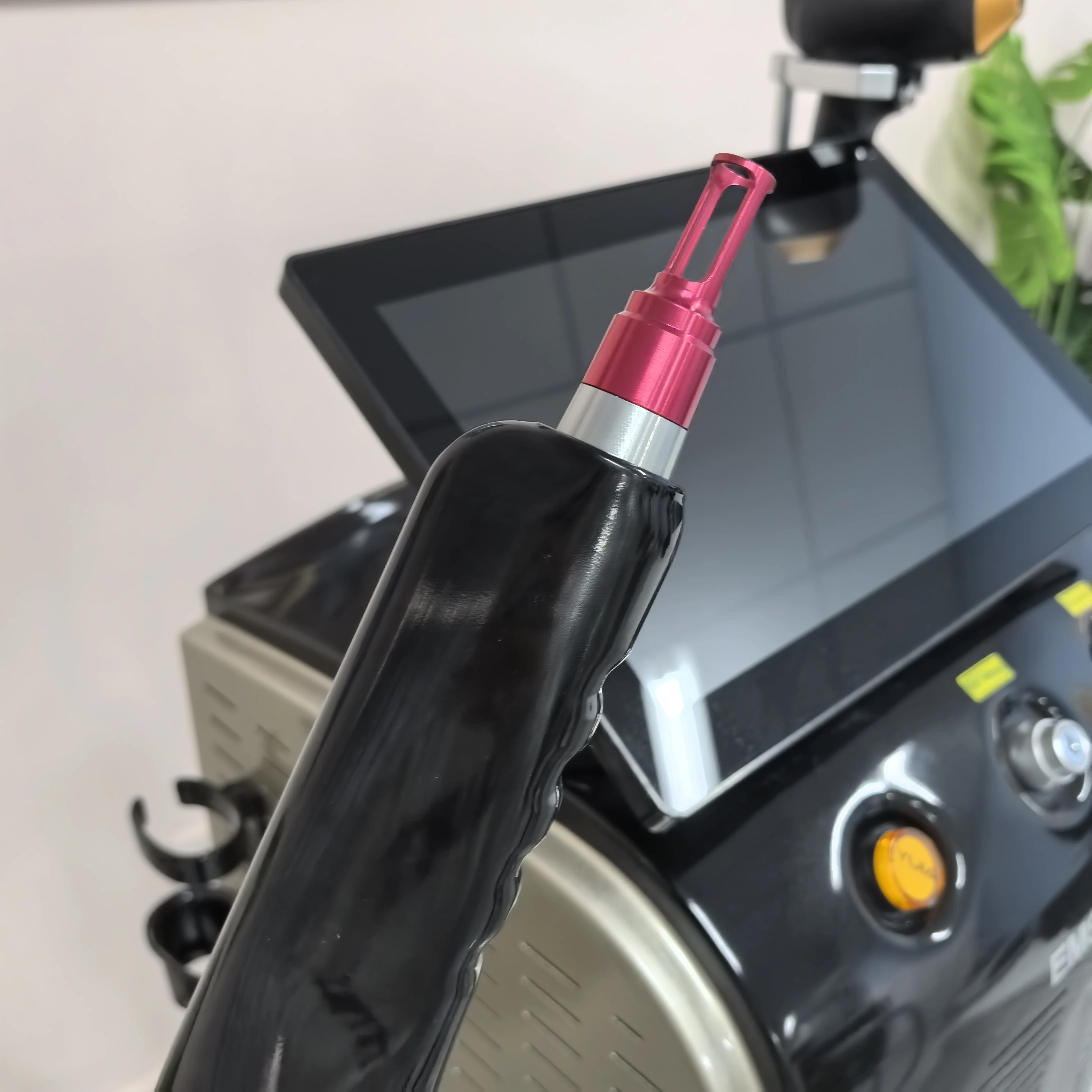 

Ice Platinum Painless Epilator 3 wavelengths Diode Laser Hair Removal Machine Alexandrit Permanent Painless Hair Removal Device