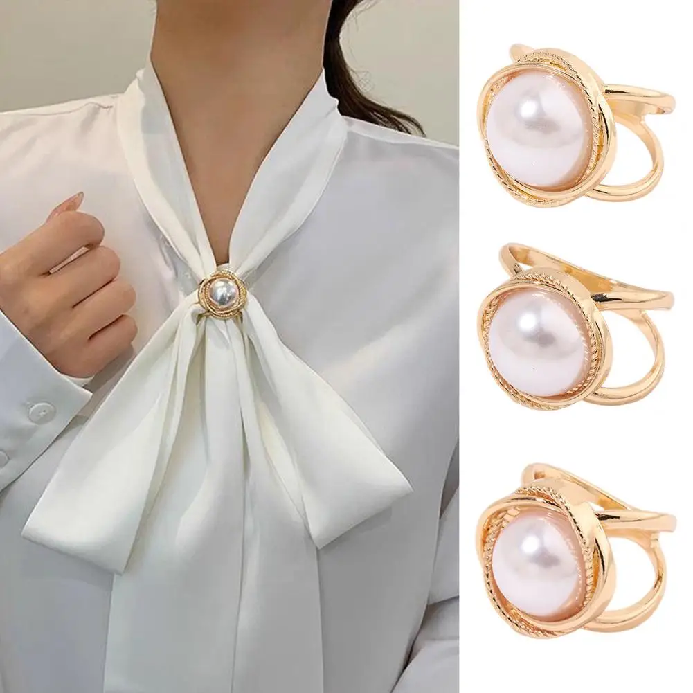Elegant Alloy Rhinestone Scarf Ring Buckle for Women Luxury Multi-Functional Clothing Fastener for Banquet Wedding Outfit