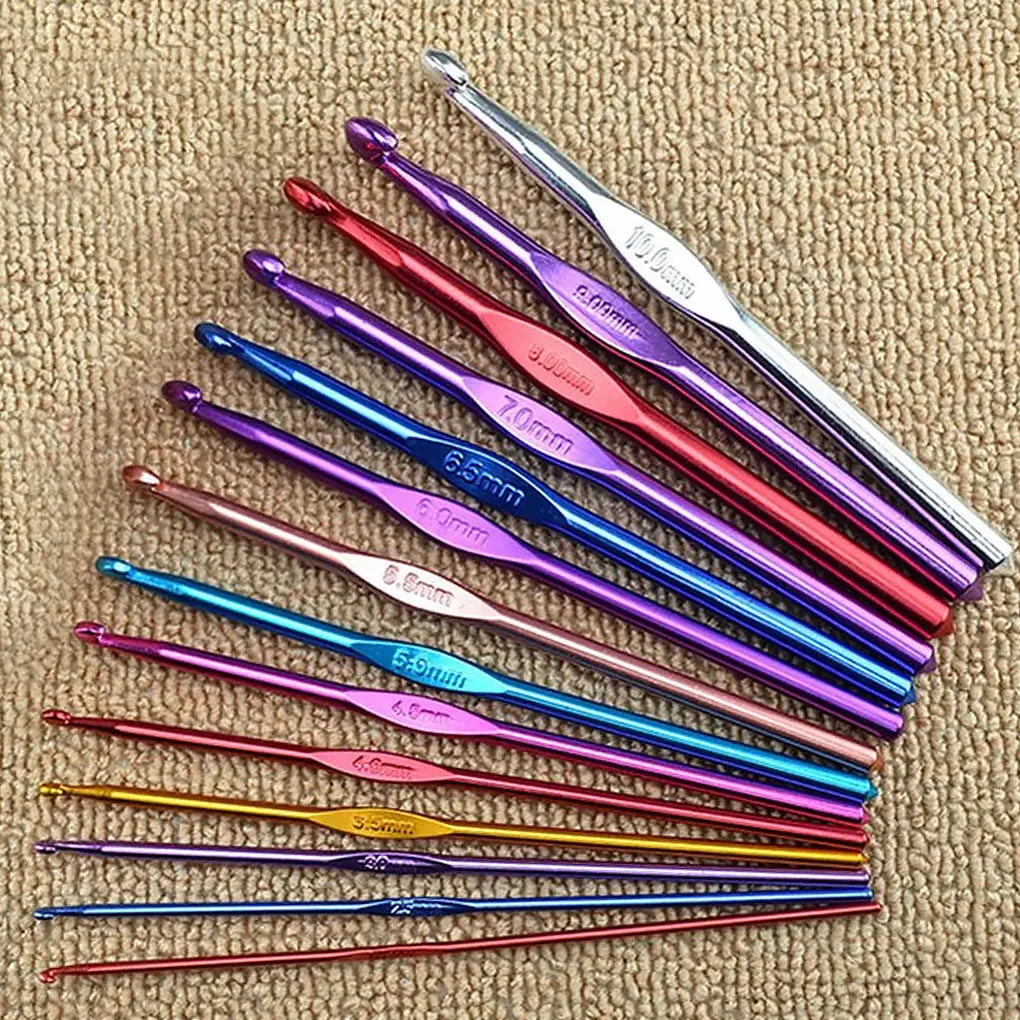 Set of 12 Aluminum Crochet Hooks Knitting Stitching Weaving Crocheting Needles Multicolored Sewing Tools Presents