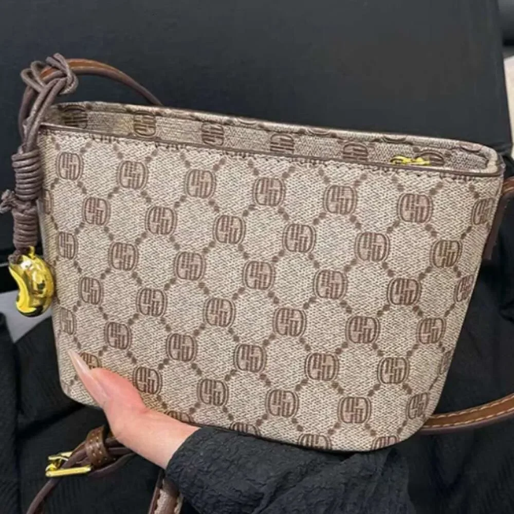 

Designer Bag Handbag Letter Printed for Women 2025 New Versatile Crossbody Fashion Shoulder Bags Small Square Bag