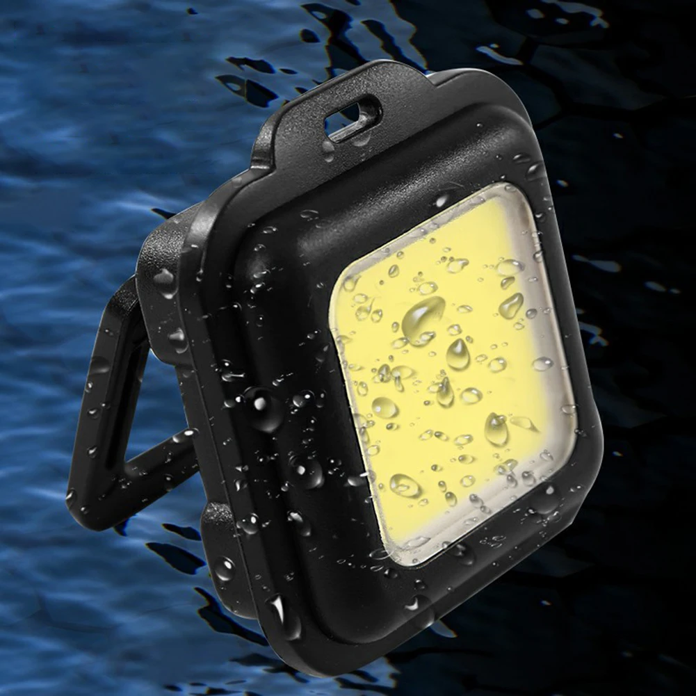 500LM Mini Portable Flashlight 3 Light Mode Keychain Flashlight Camping Flashlight Multipurpose for Outdoor Fishing Emergency