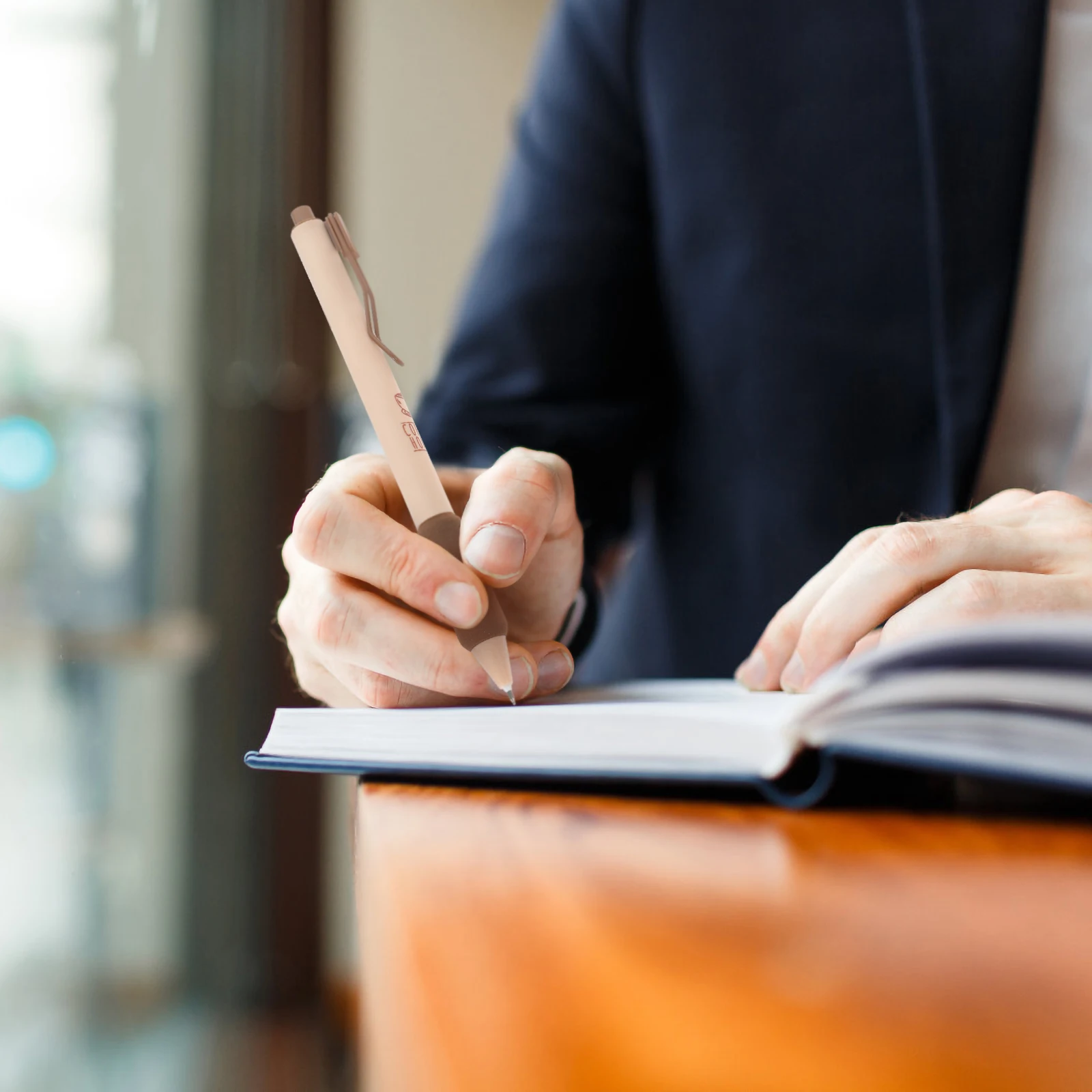 

4Pcs Quick Dry Pens Press Writing Pens School Office Kids Signature Use Gel Pen Pen for Writing