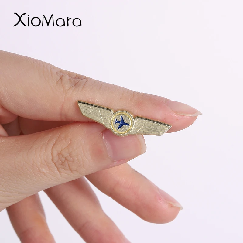 Gold Tone Airplane Wing Enamel Pins Aviation Theme Souvenir Metal Brooches Fashion Lapel Badge Backpack Clothes Jewelry Gift