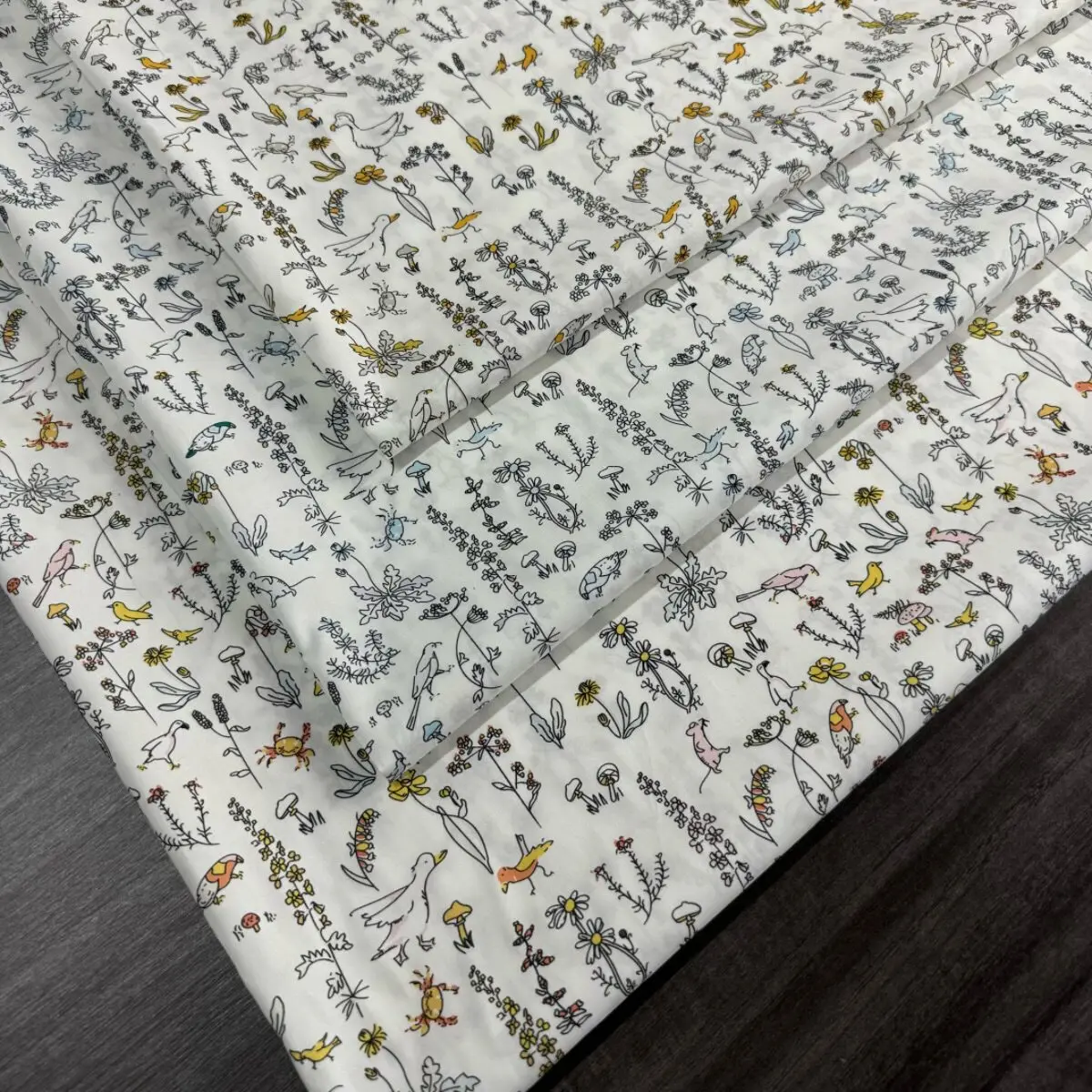 Tela de Algodón Popelina Tana Theo Floral 100s de 100x150cm, Tela de Algodón para Costura, Suministros de Costura