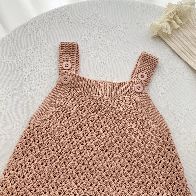 Autumn Spring Infant Baby Girls Knitting Jumpsuit Sleeveless Solid Color Hollowed Out Knitting Newborn Baby Girls Bodysuits