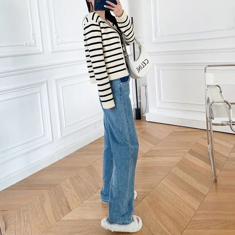 Femmes Automne Hiver Blanc Noir Rayé Court Tricot Cardigan Pull Casual Mode Col Rond Bouton Pull