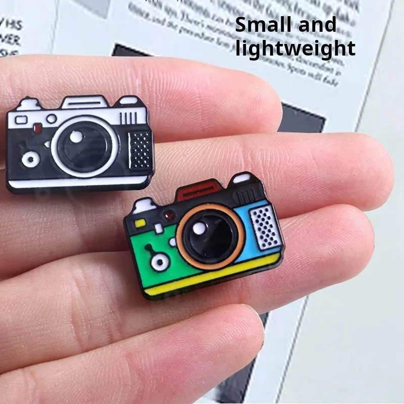 

Retro broszka aparatu, ładna odznaka, modna osobowość, metalowa klamra na odznakę pin, wisiorek dekoracji plecaka studenckiego